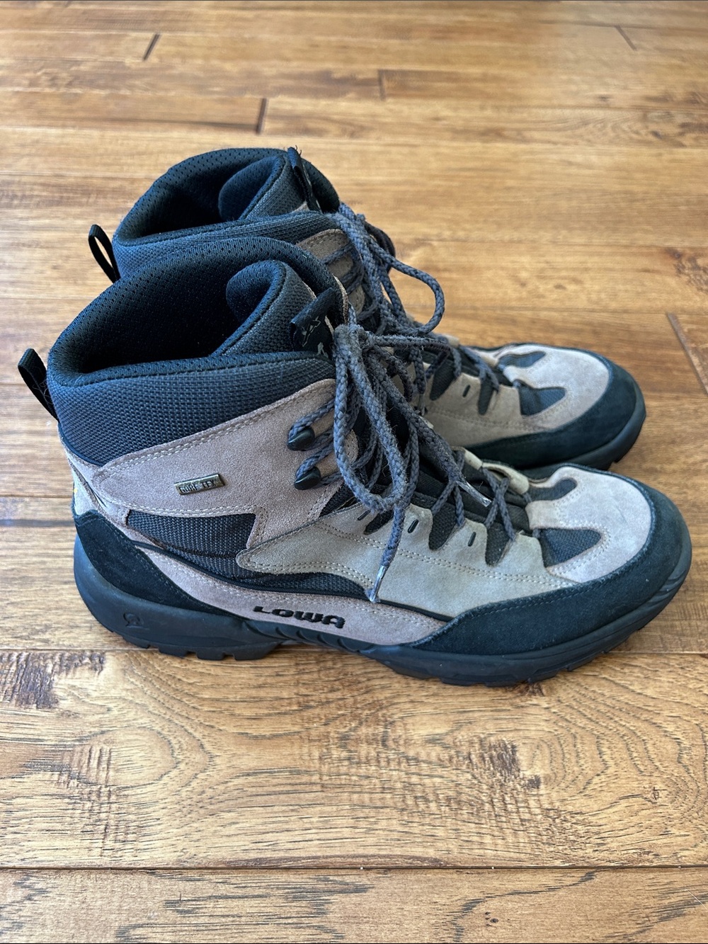 Lowa GTX Mid Hiking Boots Waterproof Leather Tan Black Mens Size 12